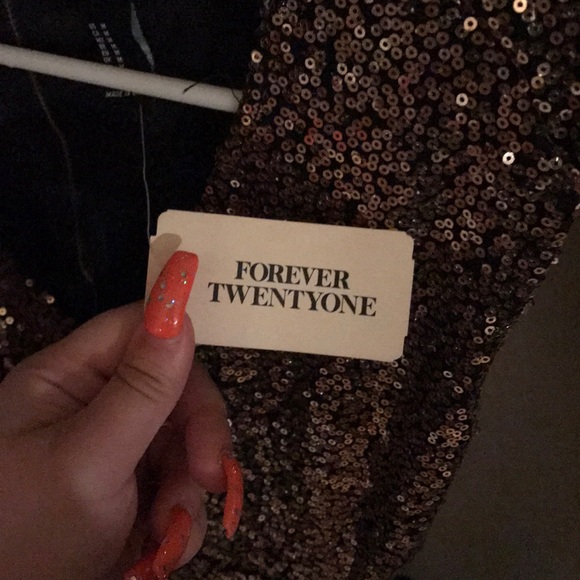 Gold sequin dress from F21 - Picture 4 of 5